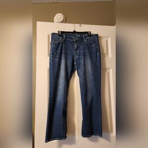 Apt. 9 Dark Wash Capri Jeans